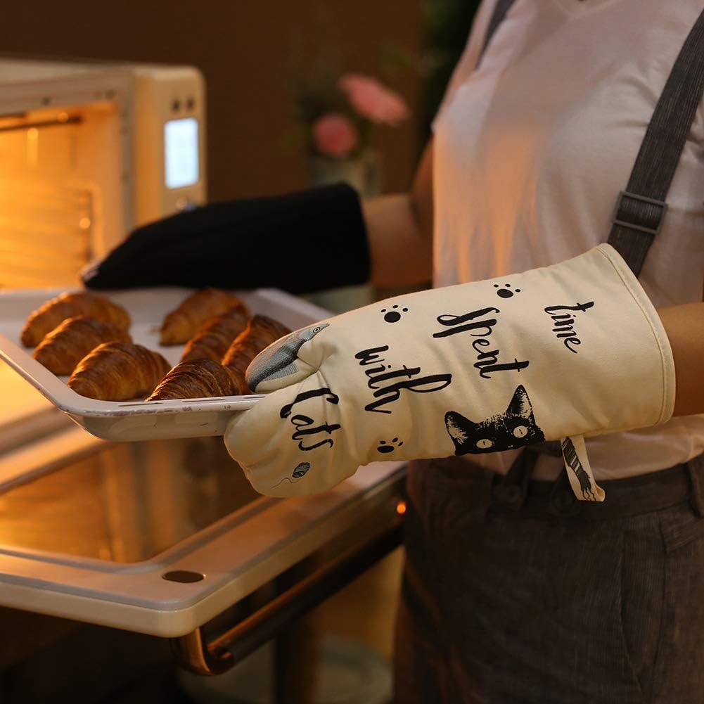 Oven Gloves - Cat Design - For Cooking And Baking - Size 17x31 Cm - Heat Resistant