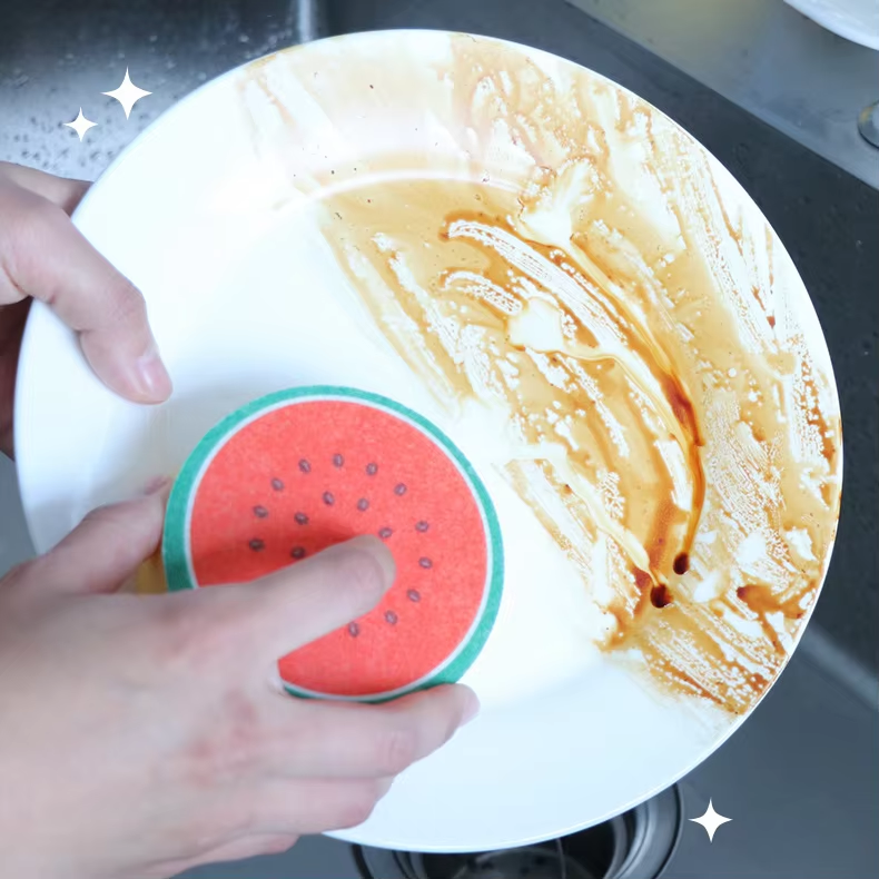 Scouring pad - Dishwashing sponge - Kitchen sponge - Magic sponge - Household sponge - Cleaning sponge - Dishwashing sponge - Sponges - Pan sponge - Scratch-free - Cleaning supplies - Fruit shape - Orange - Yellow - 1 piece