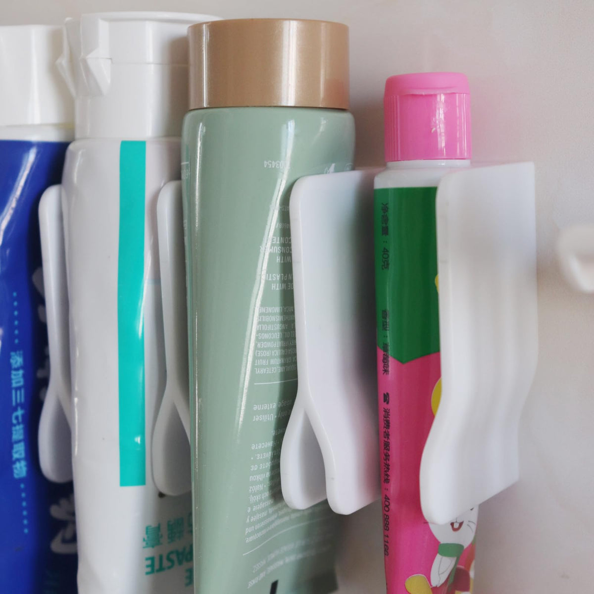 Extendable Wall-Mounted Drying Rack - Clothes Hanger Holder - Wall-Mounted Clothes Rack - Folding Clothes Rack - Hanging Drying Rack - Bathroom Organizer - No Drilling Needed - Clothes Rail - Laundry Room Accessories - Suction Cup Mount - Gray - 1 Piece