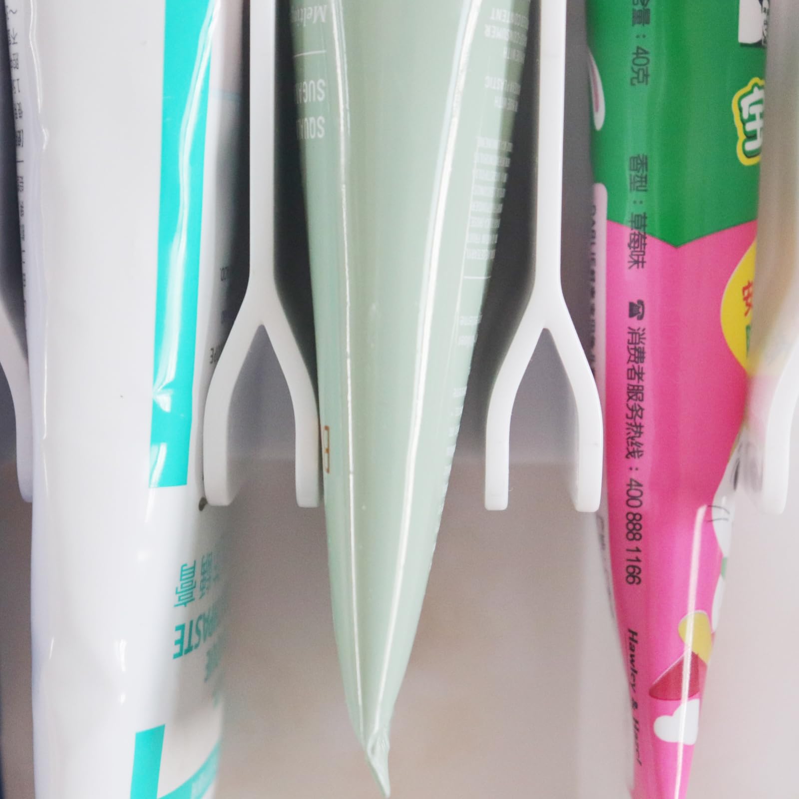 Extendable Wall-Mounted Drying Rack - Clothes Hanger Holder - Wall-Mounted Clothes Rack - Folding Clothes Rack - Hanging Drying Rack - Bathroom Organizer - No Drilling Needed - Clothes Rail - Laundry Room Accessories - Suction Cup Mount - Gray - 1 Piece