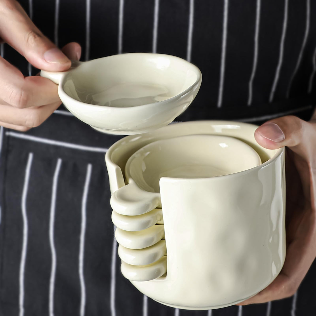 Sauce bowls - Tapas bowls - Dip bowls - Drinks bowls - Soy sauce bowl - Amuse bowls - Serving bowls - Gourmet - Snack bowls - Tableware - Ceramic Stackable with holder - White - 6 pieces