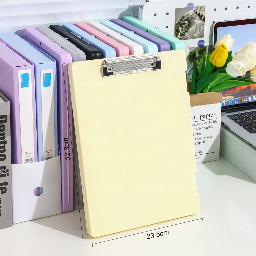 Clipboard A4 - Writing Folder - Foldable Clipboard - Office Accessories - Office Supplies - Nursing - Warehouse - Document Folder - Work Folder - Hospitality - Sturdy Plastic - Privacy Protection - Professional Use - Black - 1 piece