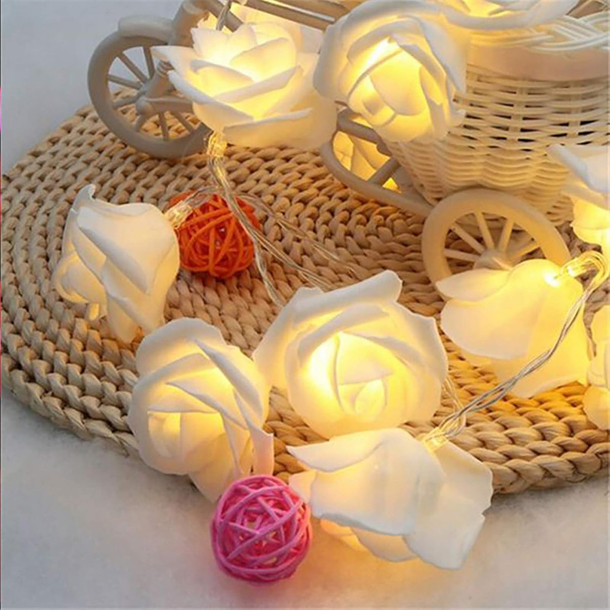 Rose Lights - Living Room Mood Lighting - LED Lights - Bedroom Decoration - Artificial Flowers - Wedding Decoration - Home Accessories - Light Chain - Room Decoration - Party Lighting - Warm White - 1 Piece