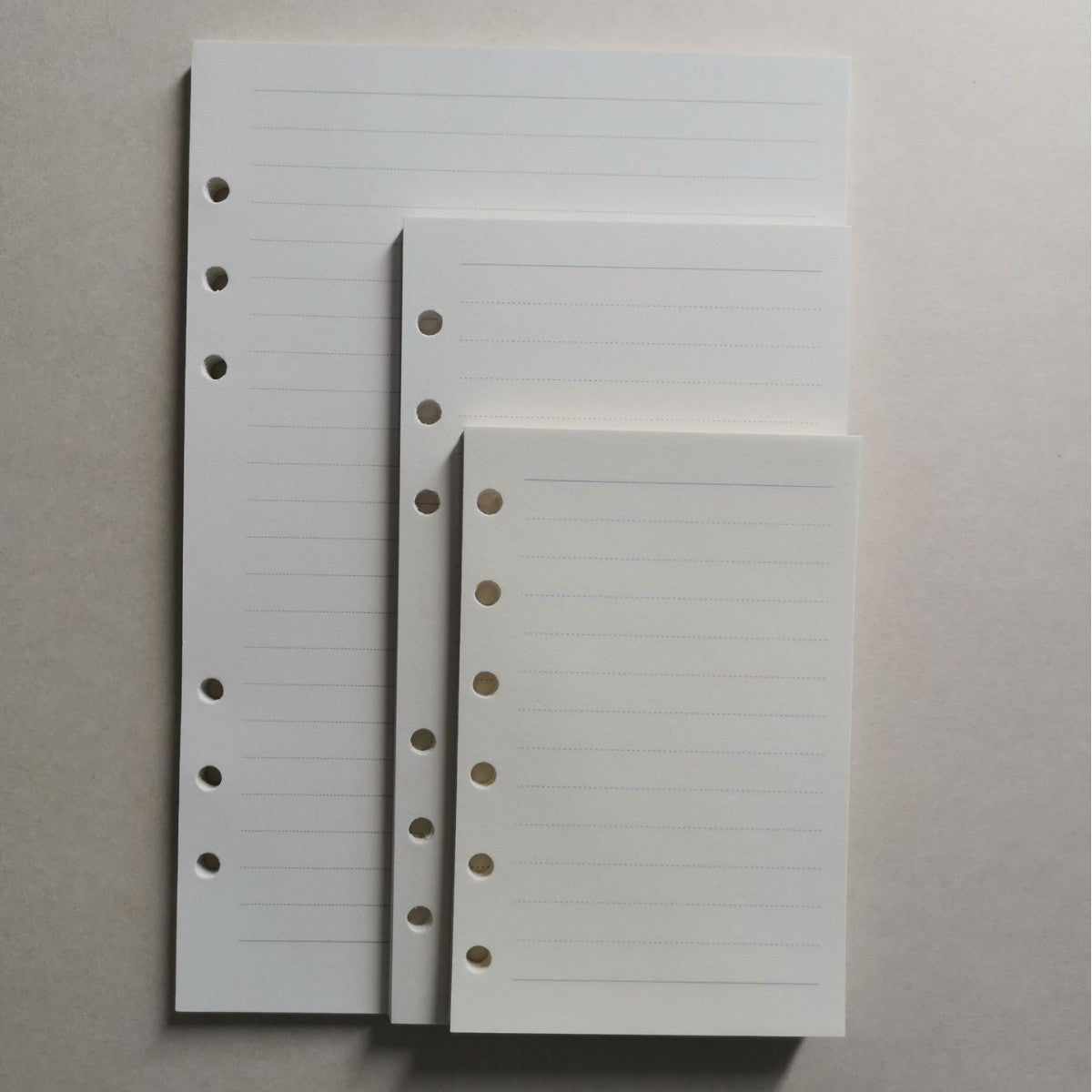 Notebook Refill A5 - Ring Binder Paper 6 Holes - Agenda Refill - Bullet Journal Paper - Refillable Notepad - Writing Paper - Planner Inserts - Office Supplies - School Supplies - Study Notes -Lined Paper - White - [数量] Pieces