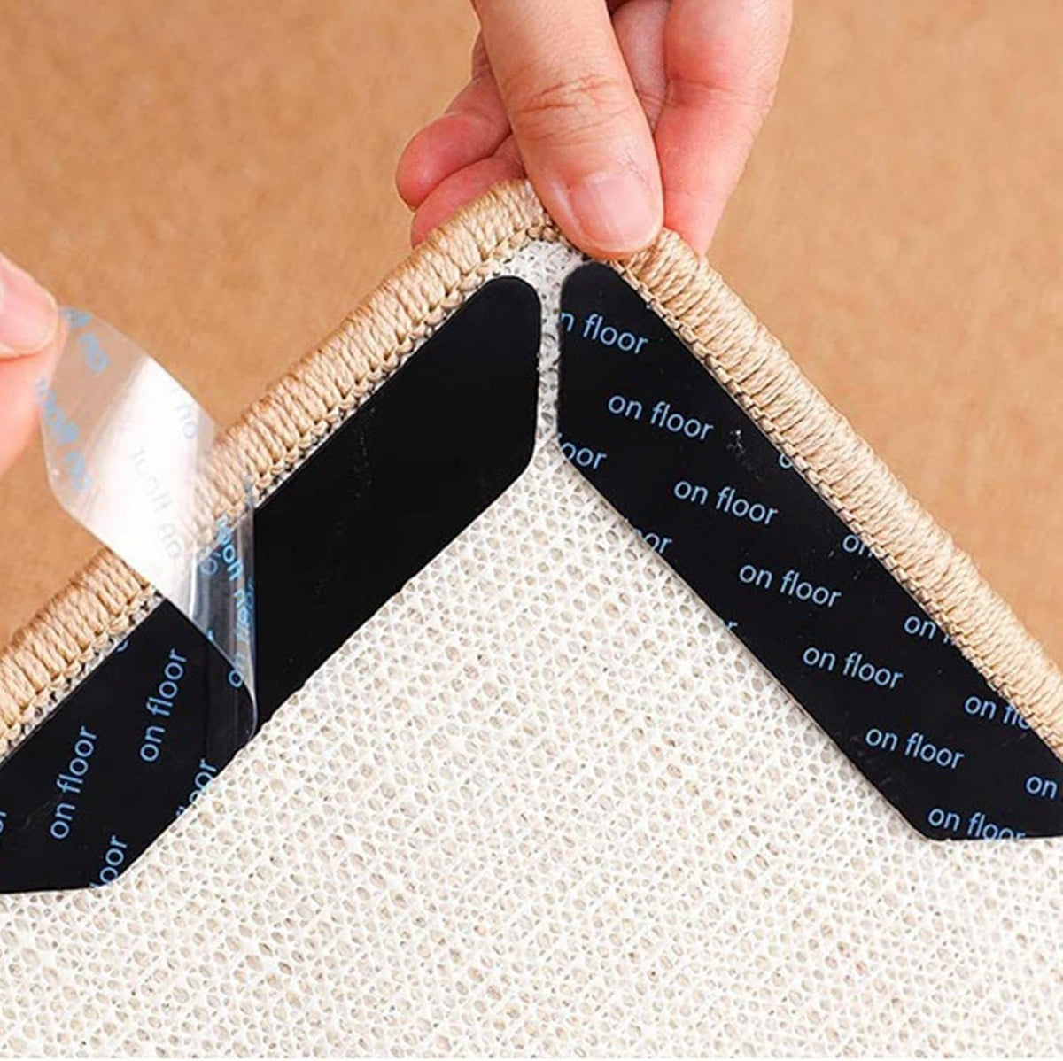 Carpet stoppers - Anti-slip mat - Rug grippers - Rug stopper - Anti-slip stickers - Rug fixer - Sofa cover stopper - Ultra-thin stopper - Carpet undermat - Discreet - Sofa stopper - Black - 4 Pieces