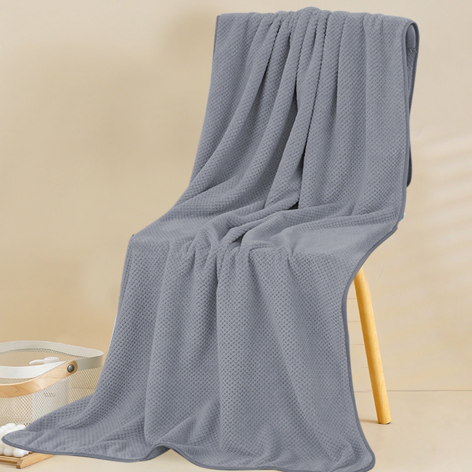 Chmadoxn Bath Towel, Oversize Bath Towel, 55×28 Inch Large Microfiber Bath Towels, Soft, Absorbent, and Quick Dry Towels for Bathroom, Pool, Beach, Swim, and Yoga, Large Bathroom Towels for Daily Use 13.4×30 in Gray