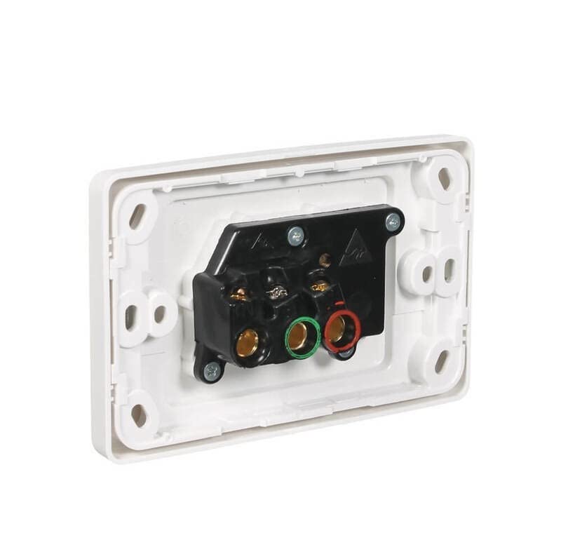 2000 - Socket Switched Single 15A 250V
