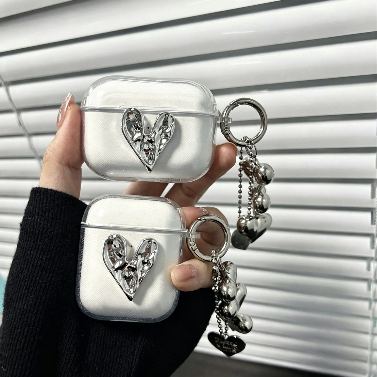 Irregular Heart Transparent Shell + Three Hearts Apple AirPods 4