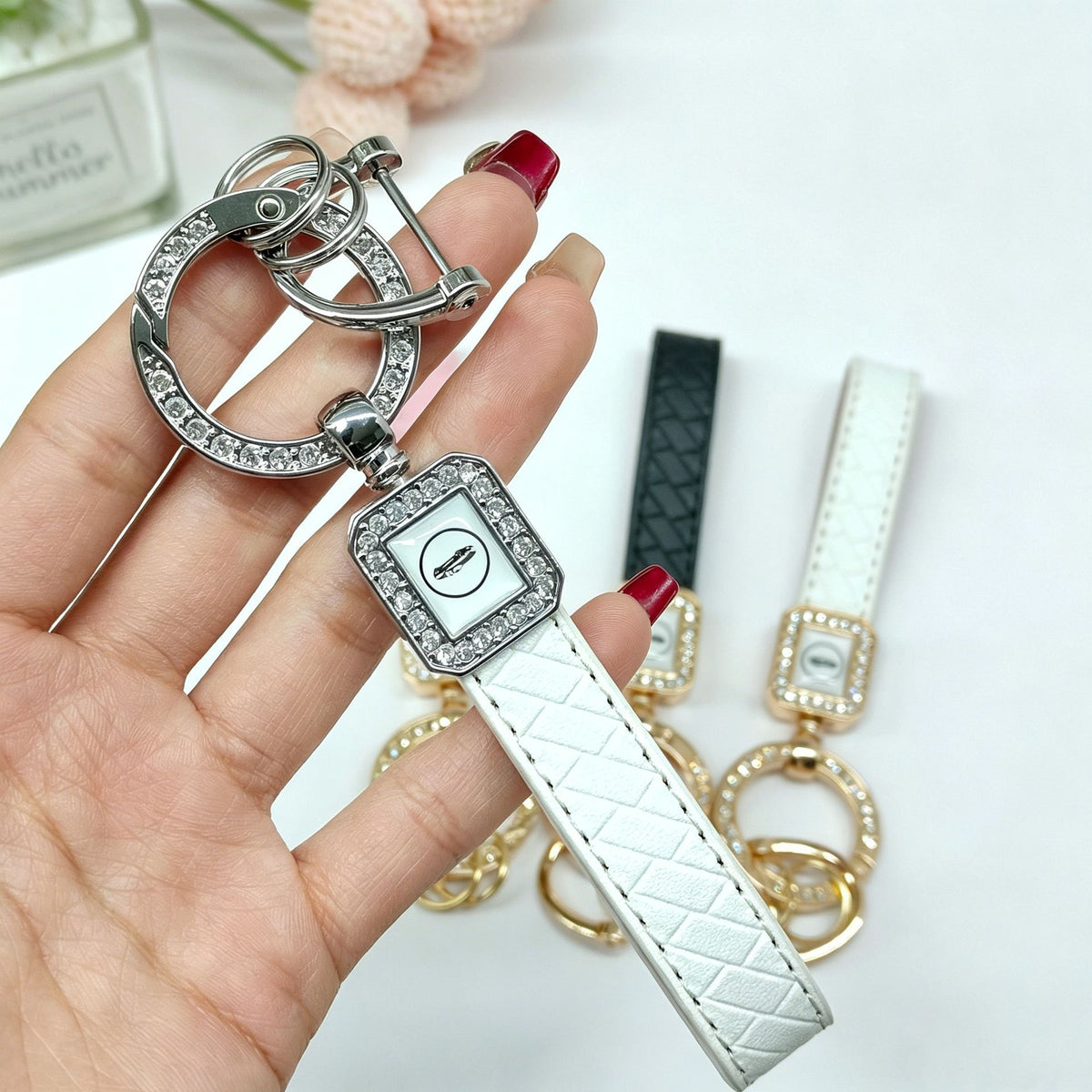 Silver Hardware Black 25 Pack