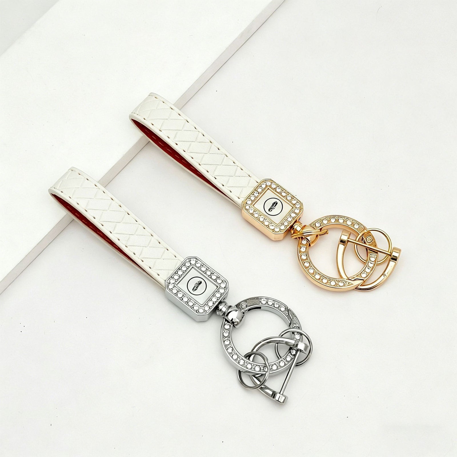 Silver Hardware White 25 Pack