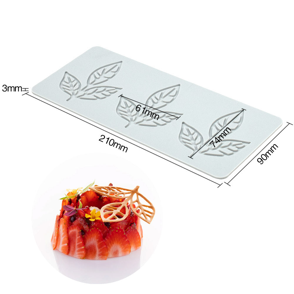 Baking Molds (3-Piece Set) - Silicone Baking Molds - Three Different Shapes - Maple Leaf, Clover, and Snowflake Patterns - Suitable for baking chocolate, candy, and cupcakes, this is a handy tool for creating fun homemade desserts