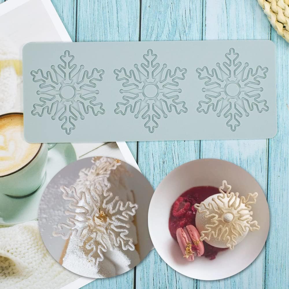 Baking Molds (3-Piece Set) - Silicone Baking Molds - Three Different Shapes - Maple Leaf, Clover, and Snowflake Patterns - Suitable for baking chocolate, candy, and cupcakes, this is a handy tool for creating fun homemade desserts
