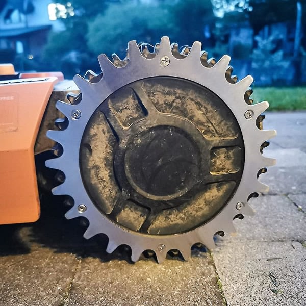 premium stainless steel spikes for Worx S/m model, 2 x stainless steel screw spikes Traction Enhancer, robotic lawnmower Wheel size 205 mm (FMY)