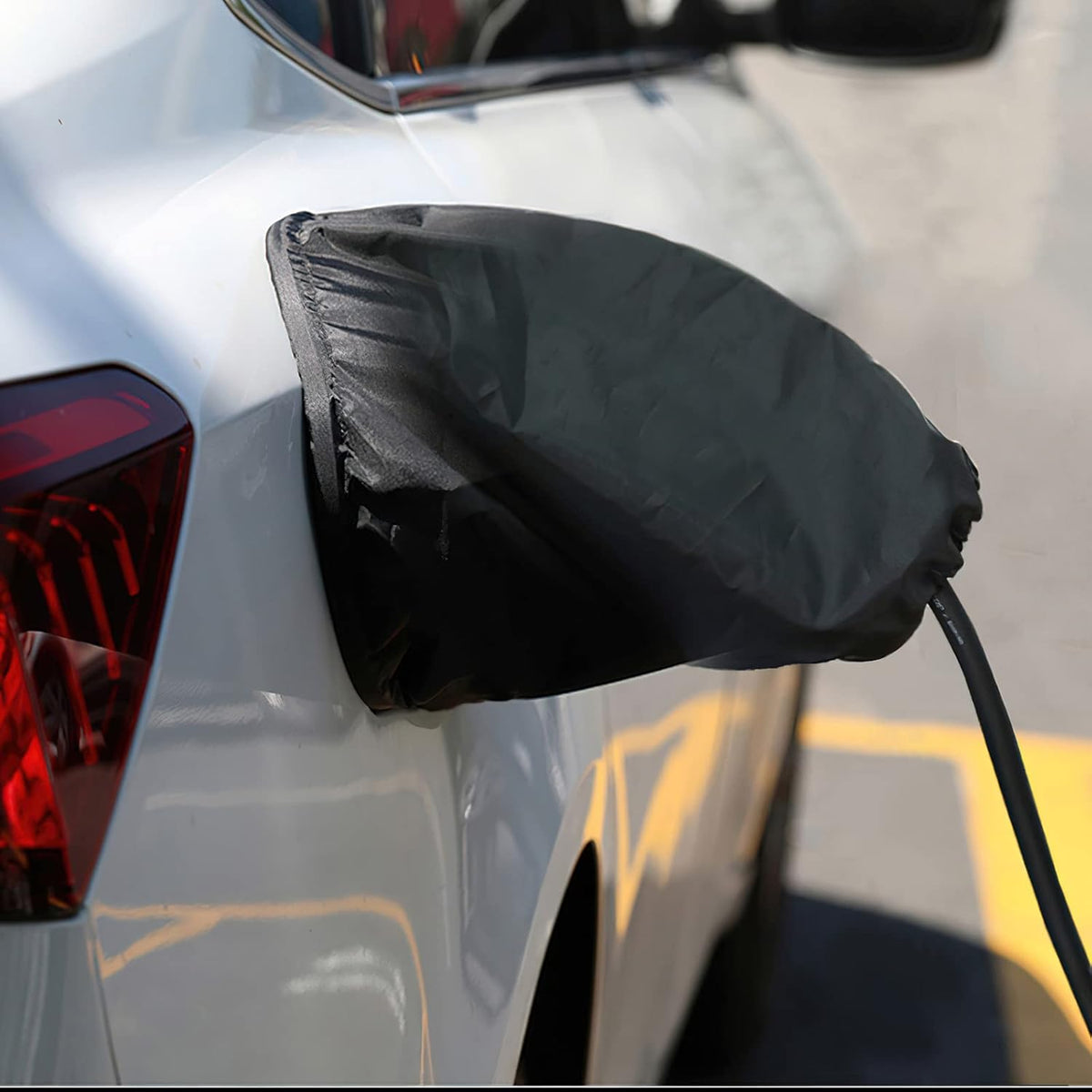 Magnetic EV Charging Port Protector - Waterproof Cover for Electric Cars - Weatherproof against Rain &amp; Snow - Black