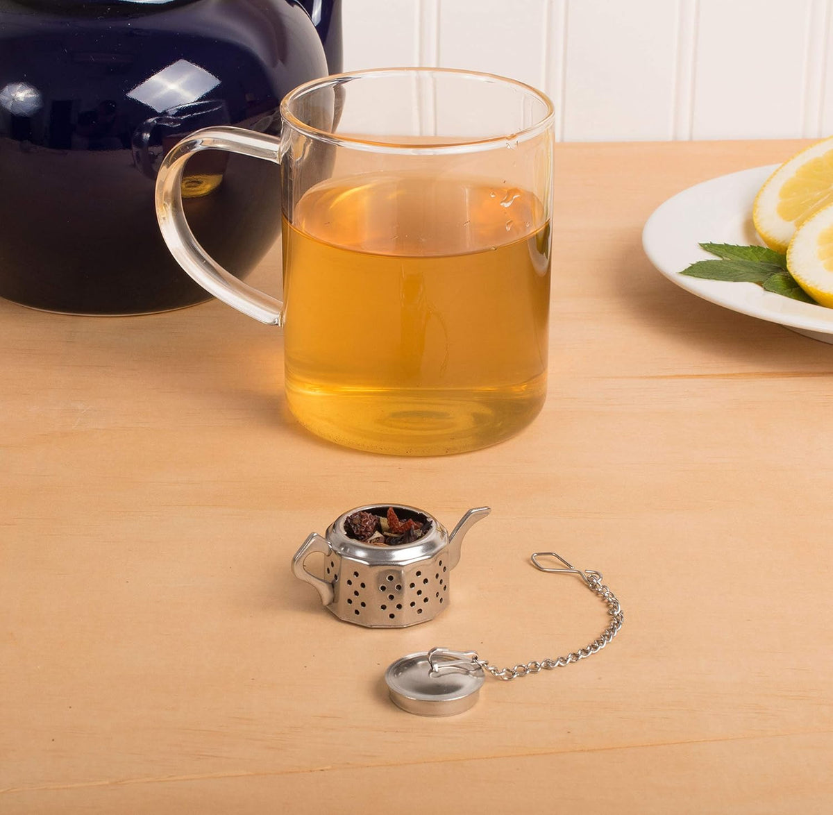 Fun Teapot Shaped Stainless Steel Loose Tea Strainer Reusable Tea Infuser Gift for Tea Lovers 1 Set