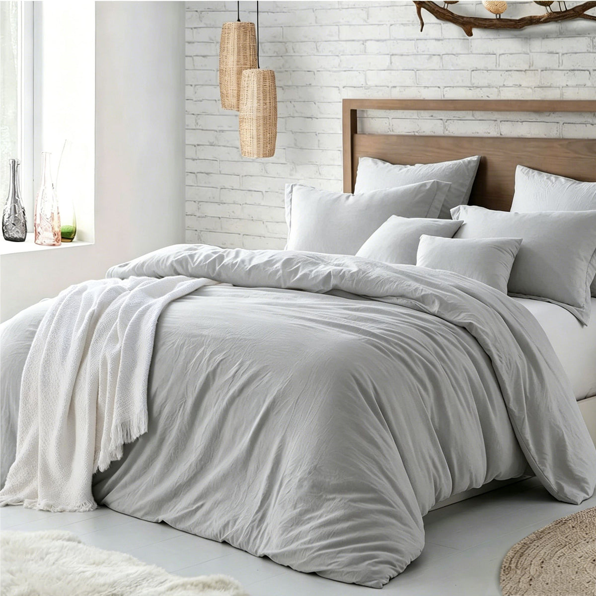 Hotel Soft Microfiber Duvet Cover Set-2000TC Quilt Cover Set &amp; Pillowcases -1 Donna Cover Zipper Closure &amp; 1 x Pillowcases-Breathable Bedding - Wrinkle, Fade, Stain Resistant(Silver-gray,King Single)
