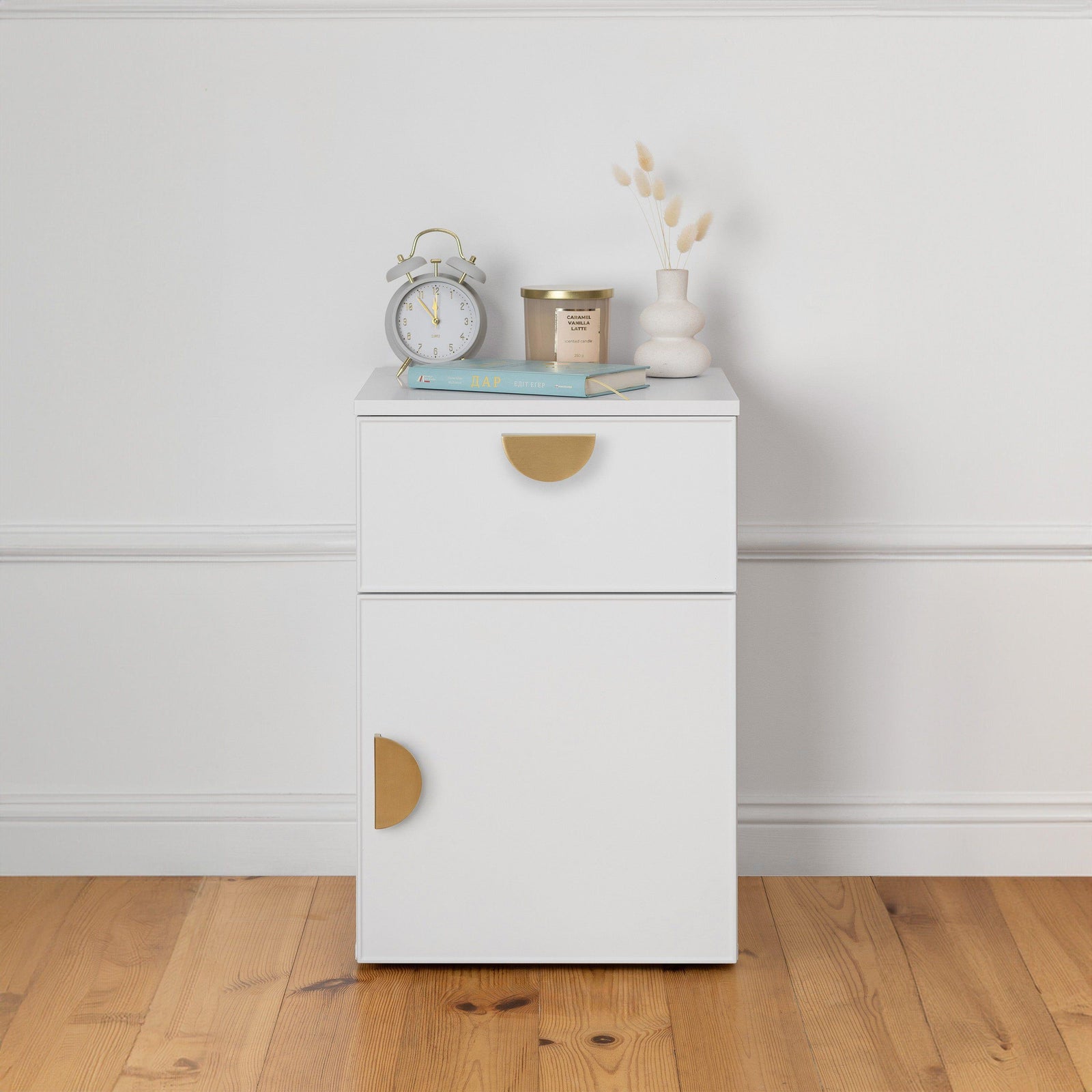 PORTO BEDSIDE TABLE - WHITE - SLIM - HALF MOON BRASS