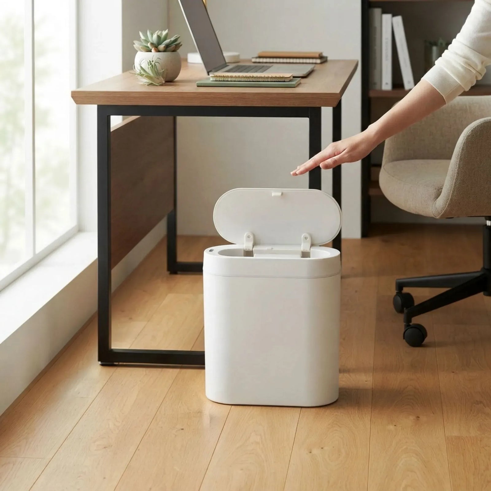 CARLA HOME 7L Automatic Trash Bin with Lid, Motion Sensor Garbage Can White