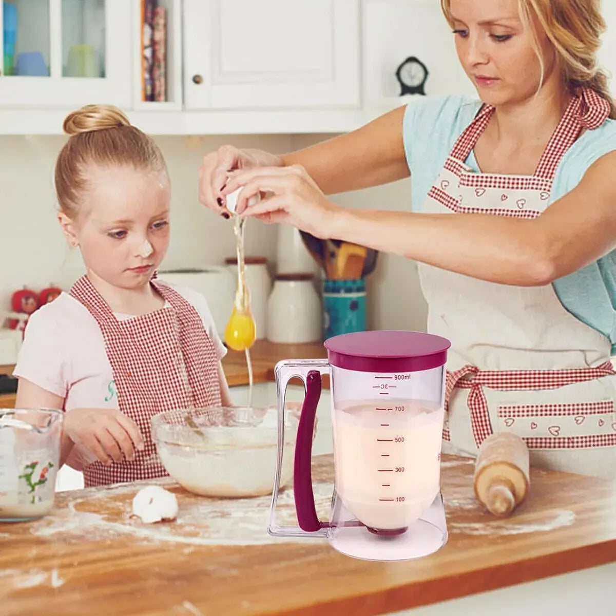 900mL Black Batter Dispenser for Waffles, Pancakes, and Cupcakes