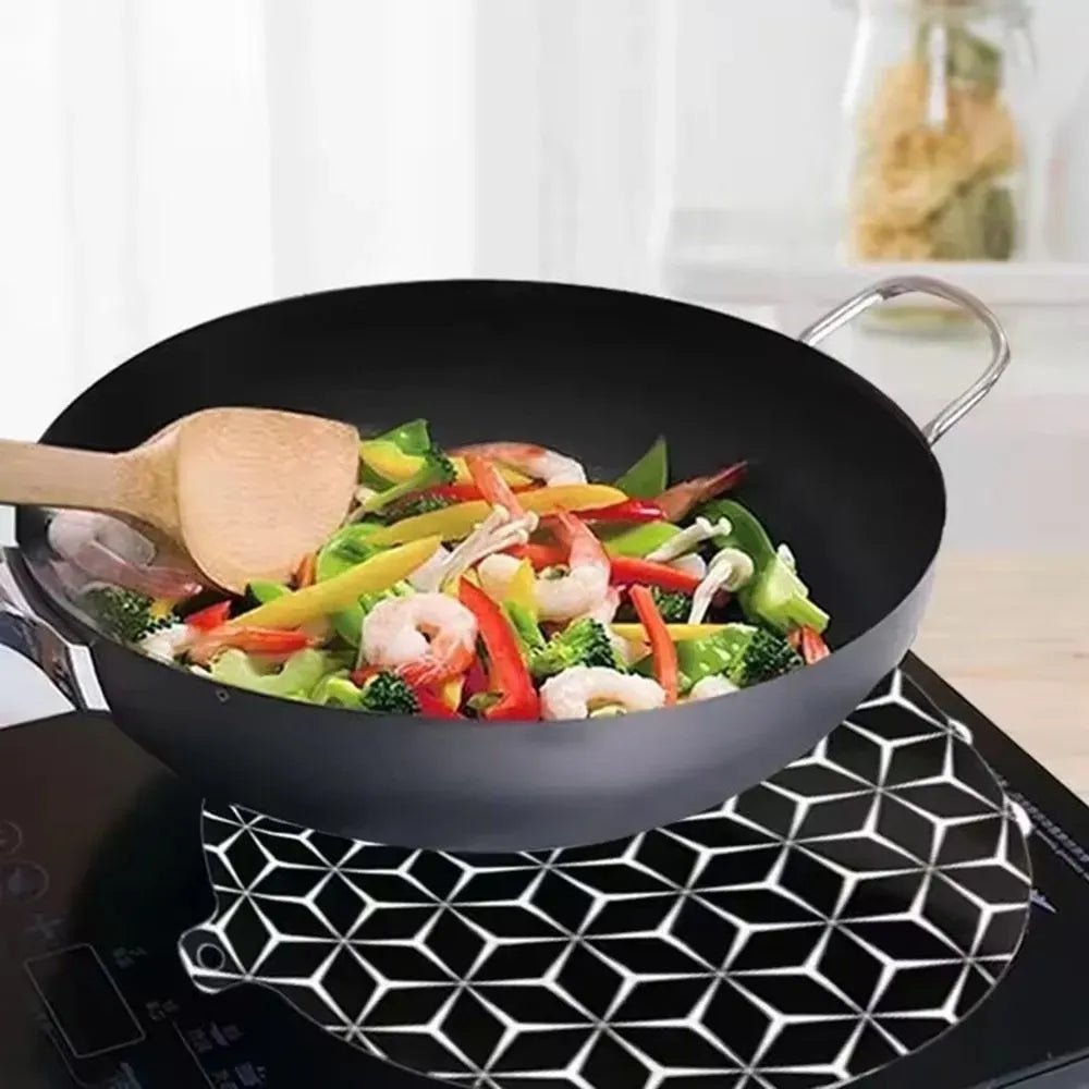 Anti-Slip Silicone Induction Cooktop Mat 25x35cm