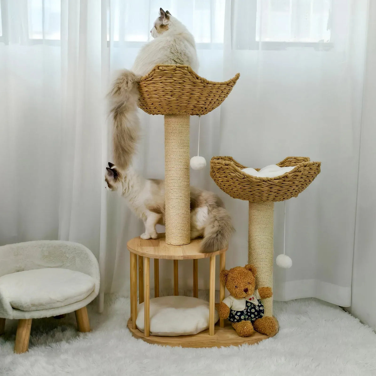 Large Cat Scratching Post Tree Tower with Baskets and Cubby Cave in Natural Wood & White, 60x40x99cm