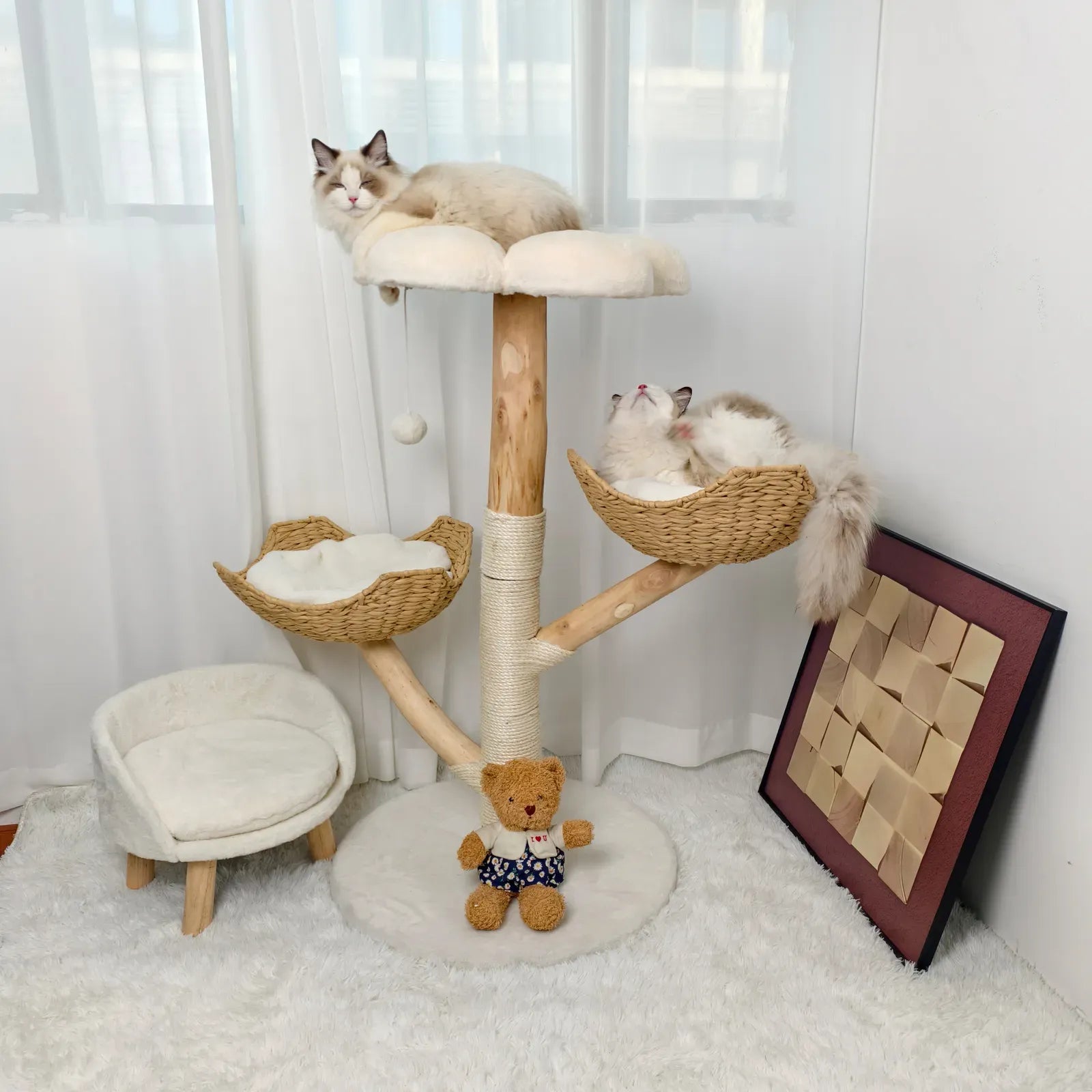 Real Wood Cat Tree Tower in Natural Wood for Indoor Cats Up to 10KG, 60x111cm