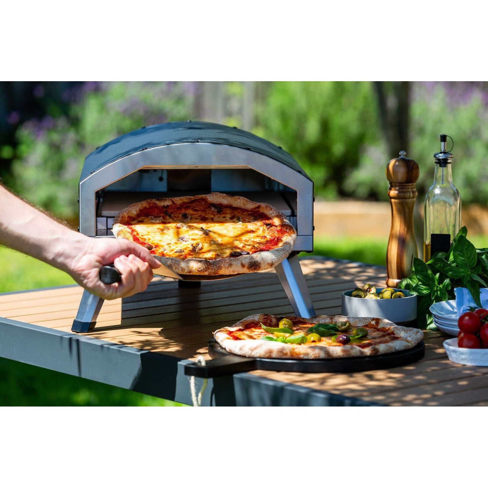 Compact and Portable 12" Outdoor Electric Pizza Oven