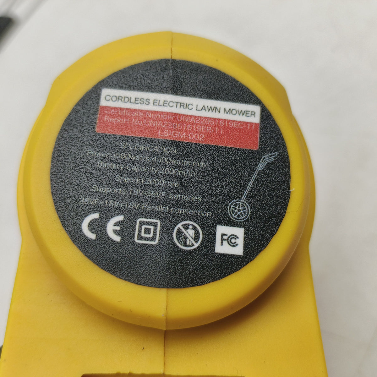 Yellow Whipper Snipper Mower Cordless Grass Trimmer Lawn Cutter Battery Brushcutter