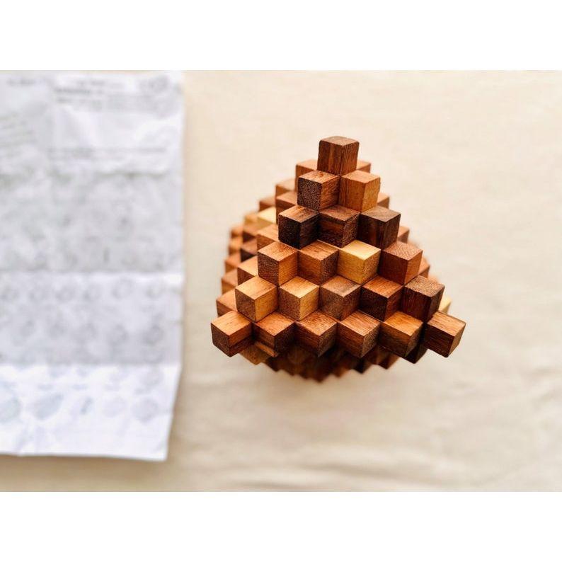 Japanese Interlocking Ladder Puzzle