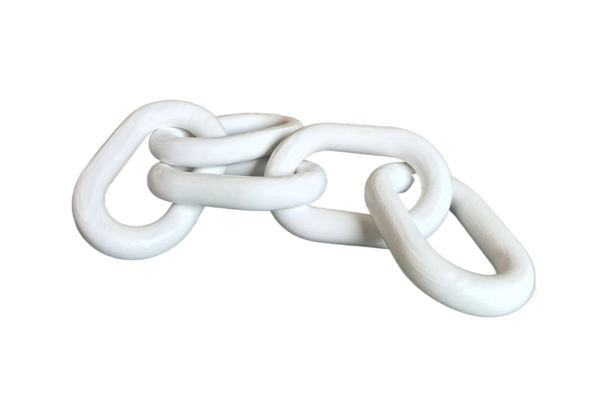 Wooden Chain Link Décor - White