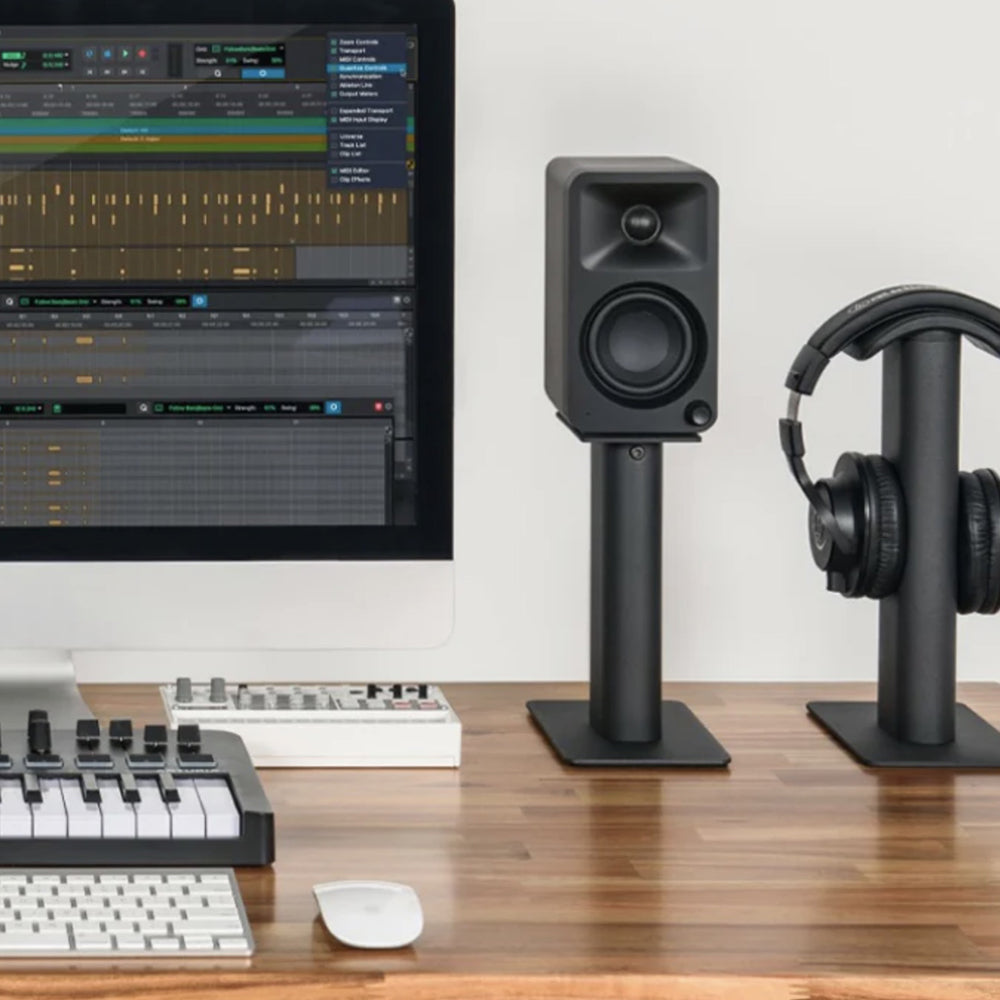 Kanto OBI3 Turntable - Matte White with Kanto ORA 100W Powered Speakers - White Bundle