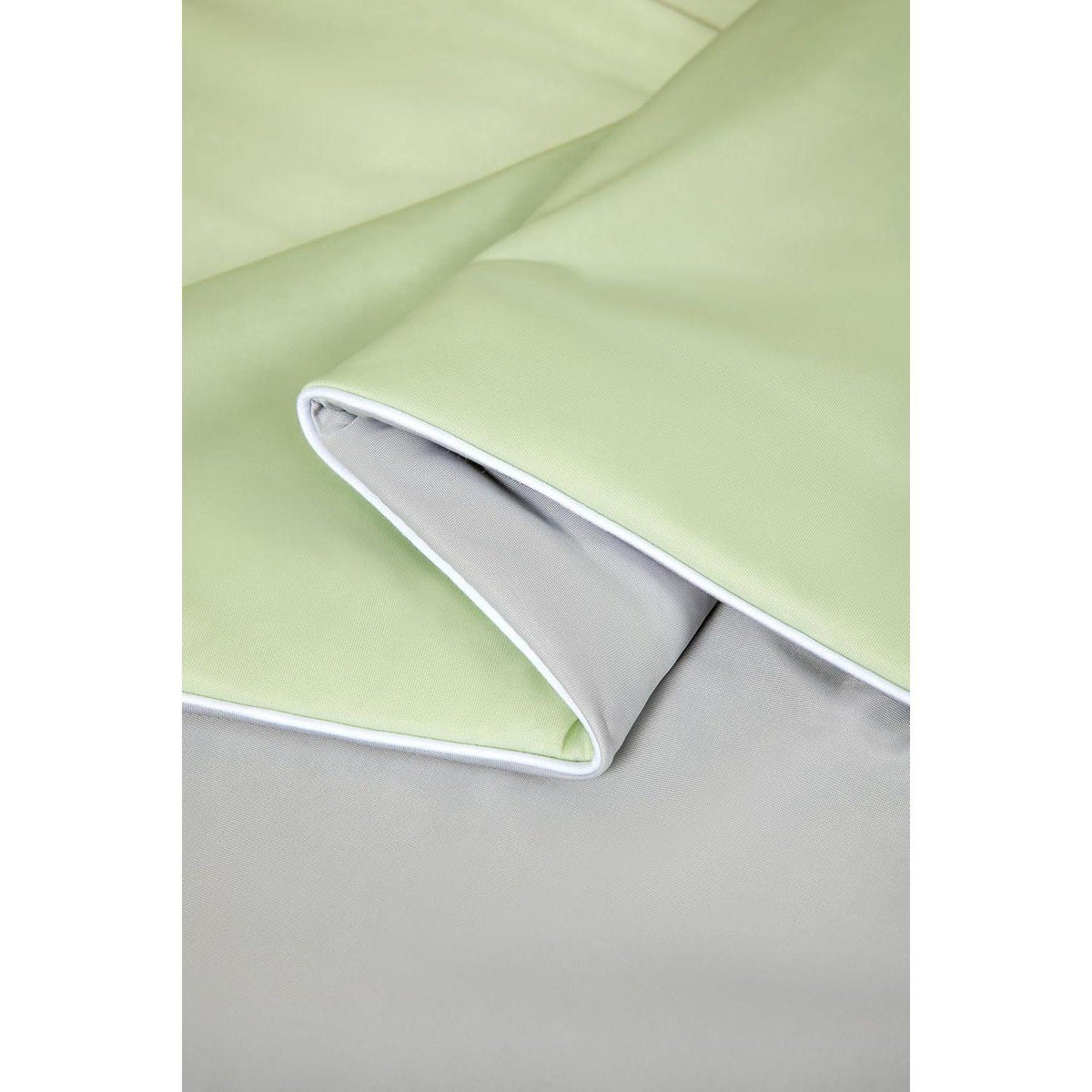 Ice Cooling Reversible Summer Comforter Blanket (Green and Grey, Queen/King)