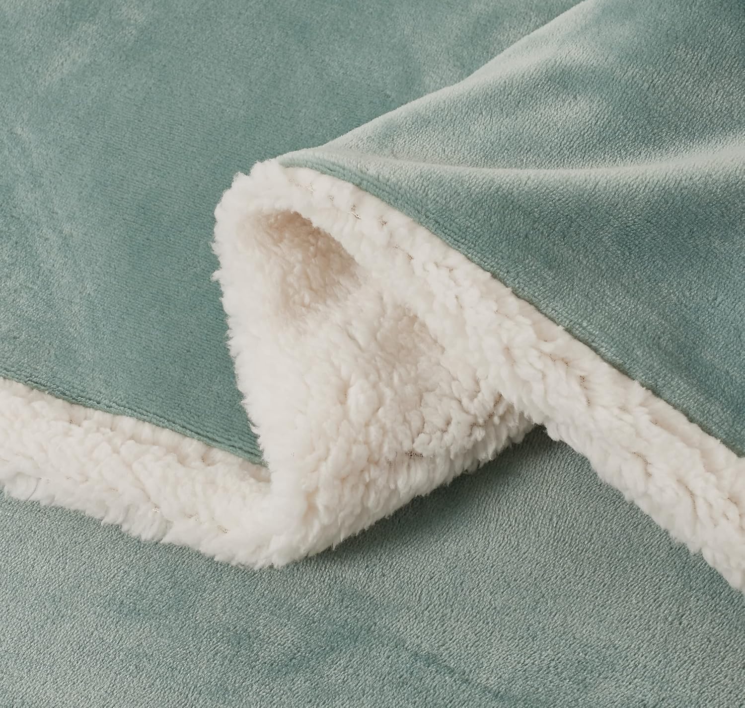 Teddy Sherpa Twin-Pack Standard Pillowcases - Soft Reversible Velvet & Sherpa Cushion Covers - Machine Washable with Zipper Closure -  48x73cm - Sage Green