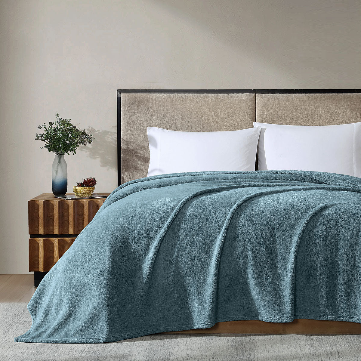 Ardor Teddy Sea Mist Ultra Soft Cozy Fleece Blanket Queen