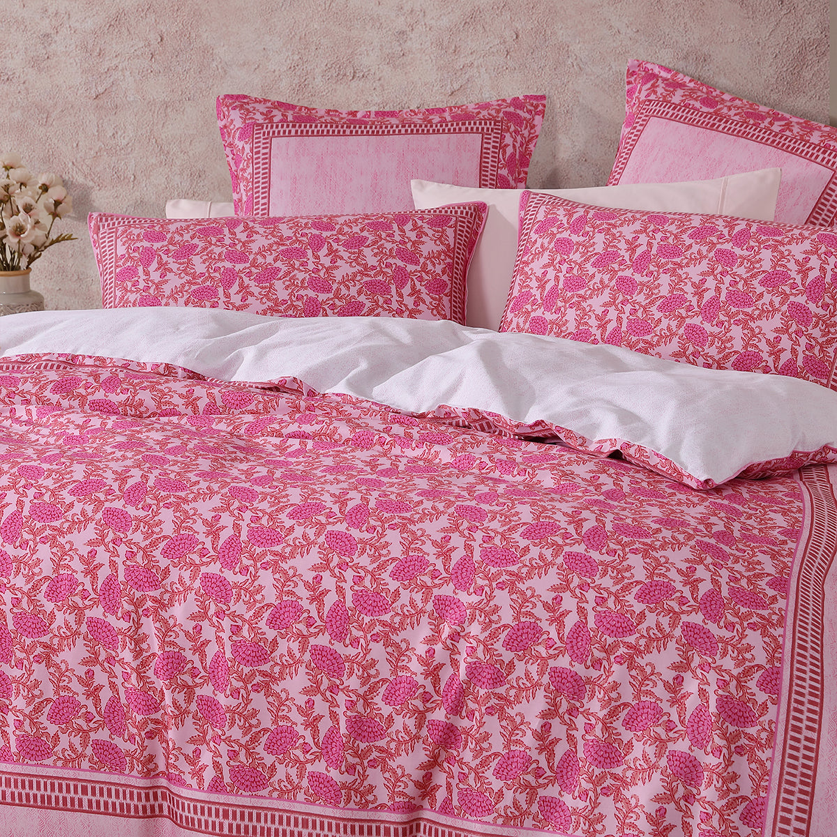 Logan and Mason 250TC Gatika Pink Cotton Sateen Quilt Cover Set King