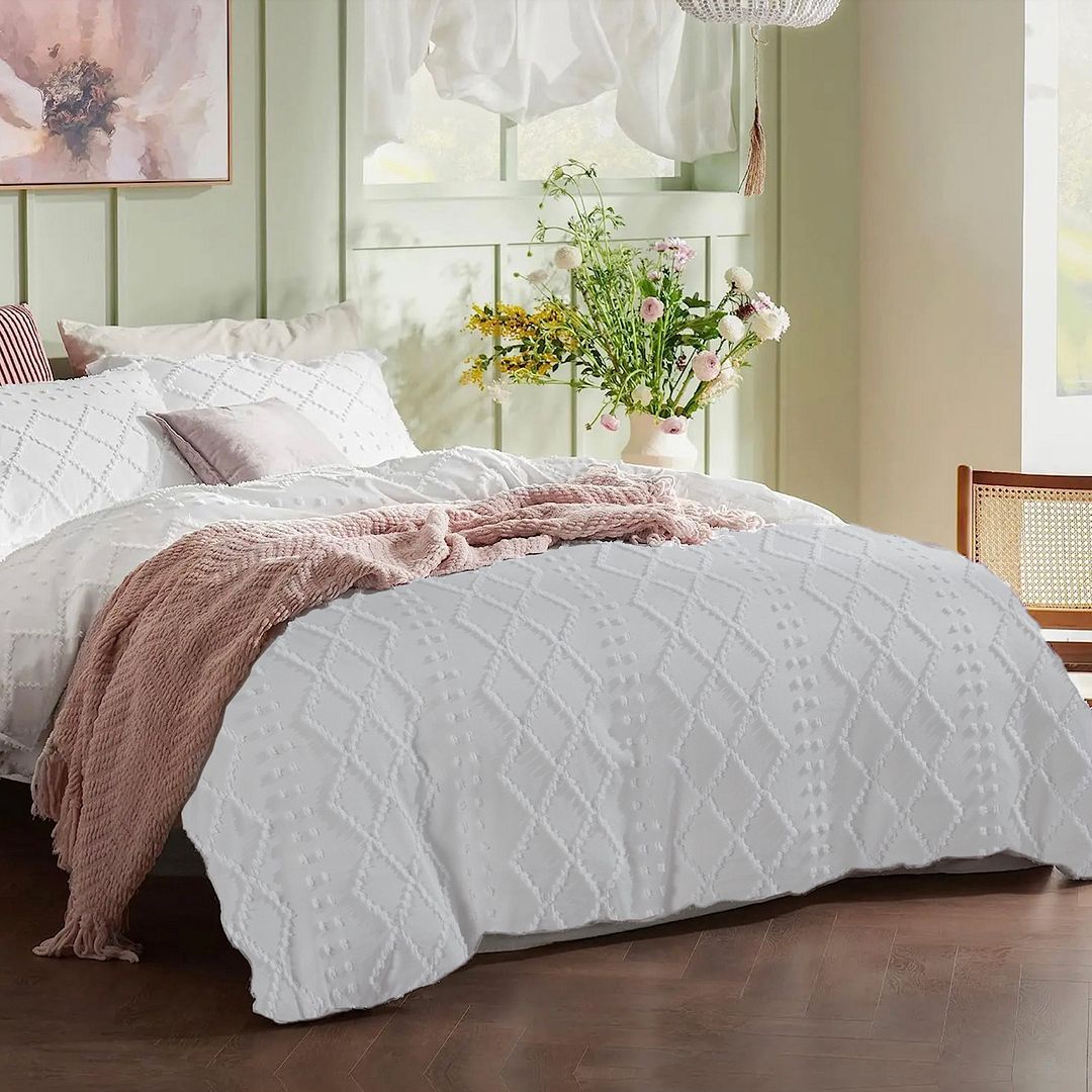 Tufted Boho Embroidery Quilt/Doona/Duvet Cover Set - White - Super King Size