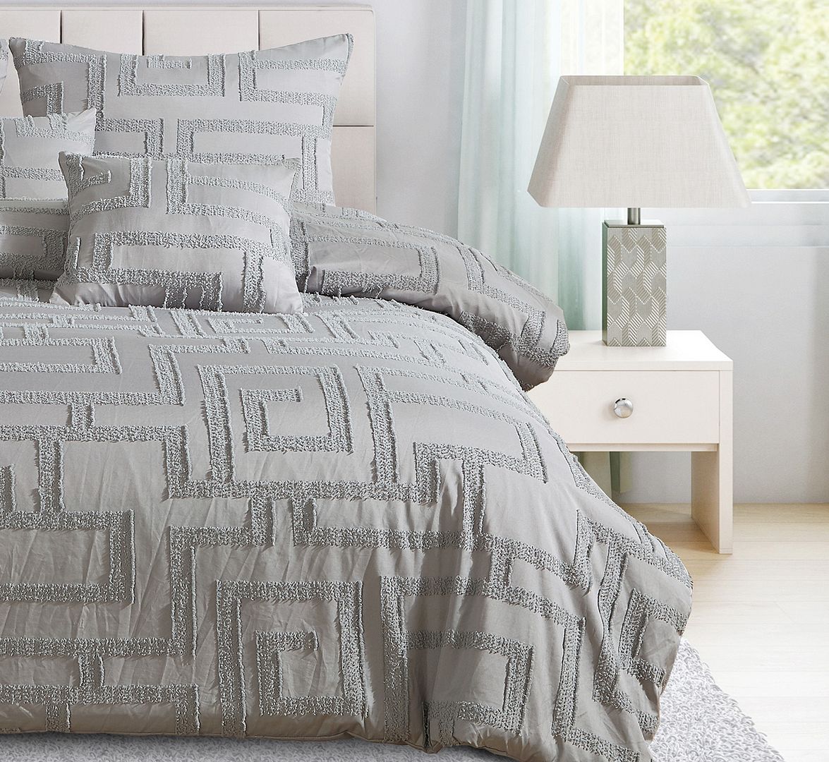 Tufted Jacquard Quilt/Doona/Duvet Cover Set - Grey - King Size