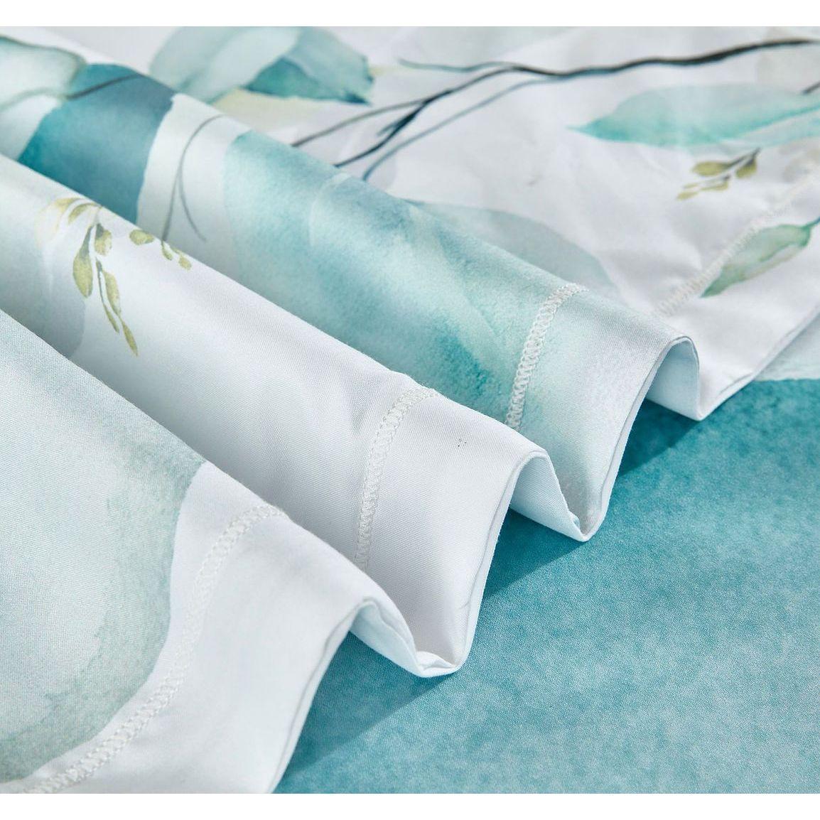 Angelis Leaves Quilt Cover Set - Queen Size