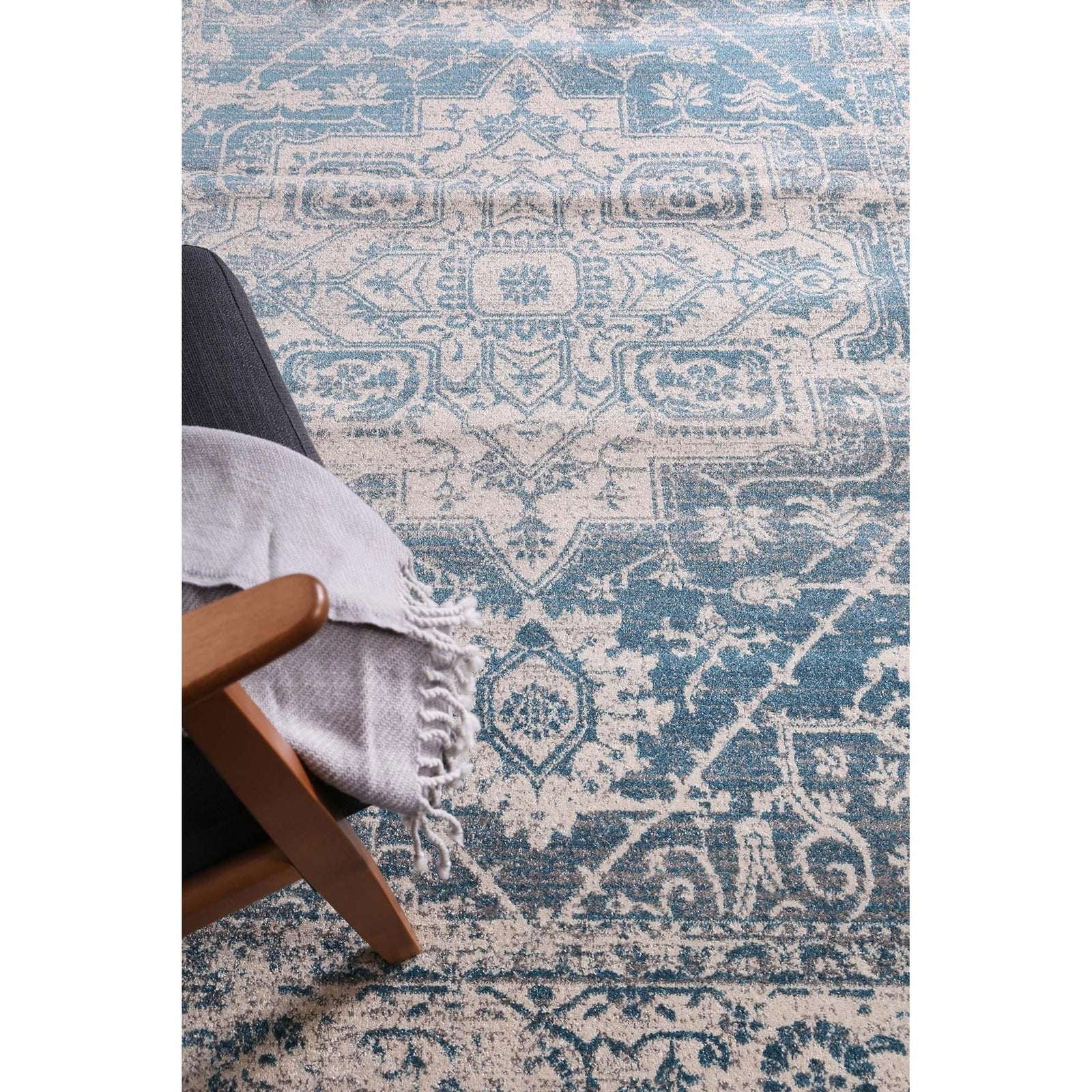 delicate-audrey-ivory-blue-rug 200x290