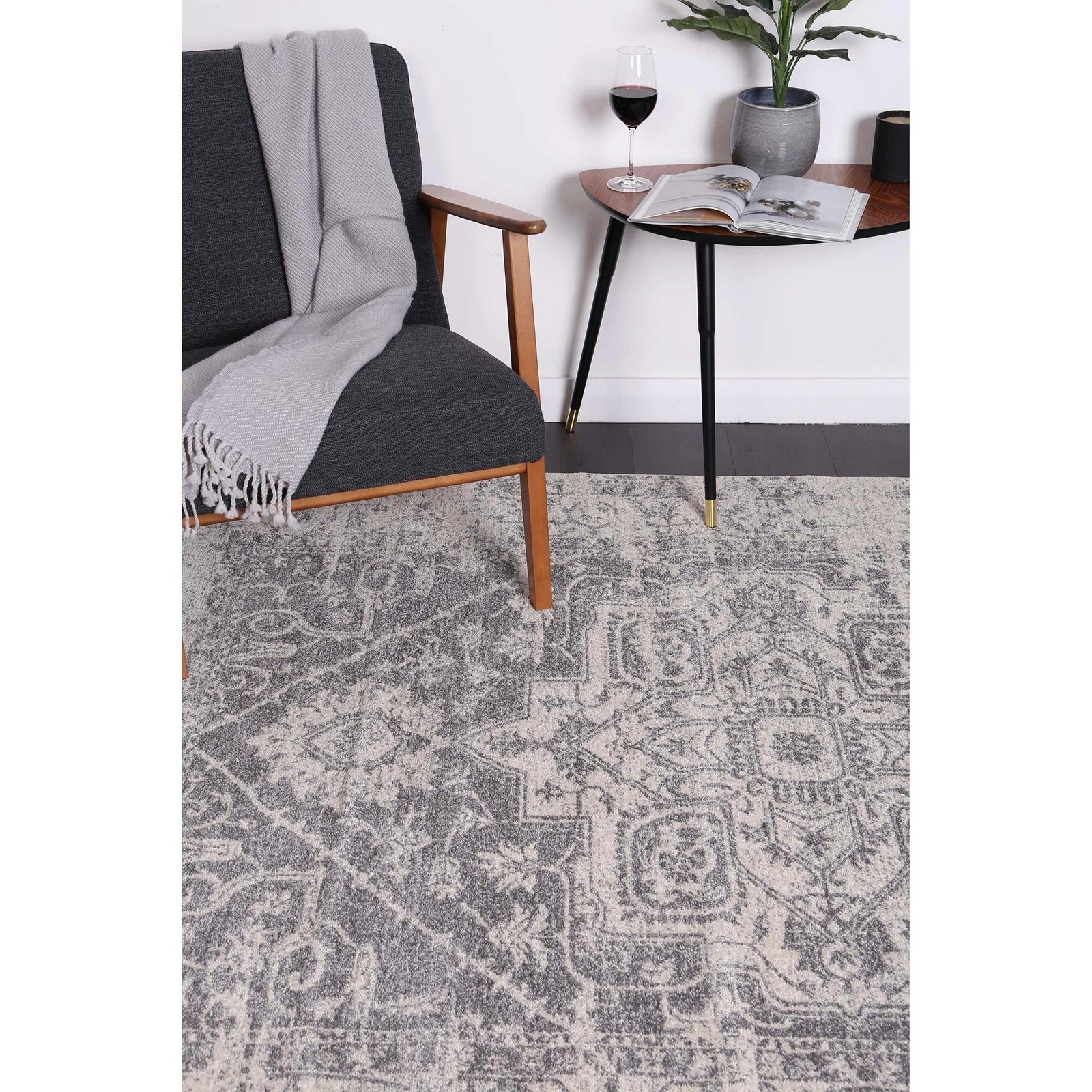 delicate-audrey-ivory-grey-rug 300x400