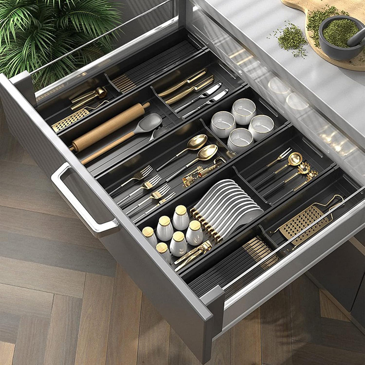 Kitchen Cabinet Drawer Cutlery Tray Utensil Organiser Insert Divider Storage - 46x10cm