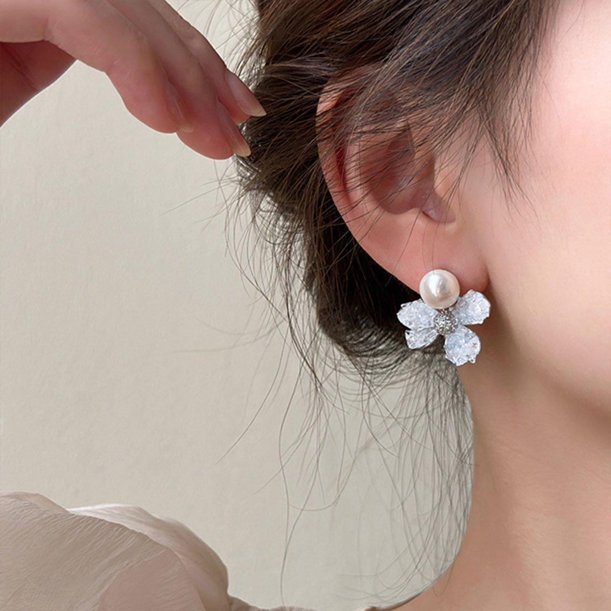 Luxury Crystal Butterfly Bow Earrings Elegant Dangle Fashion Jewelry Women