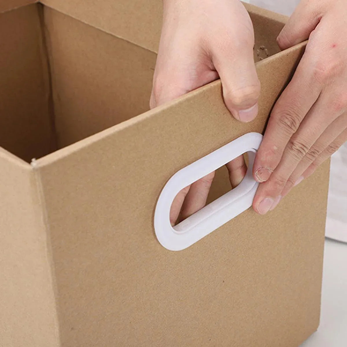 100-Piece Plastic Carton Handle Set