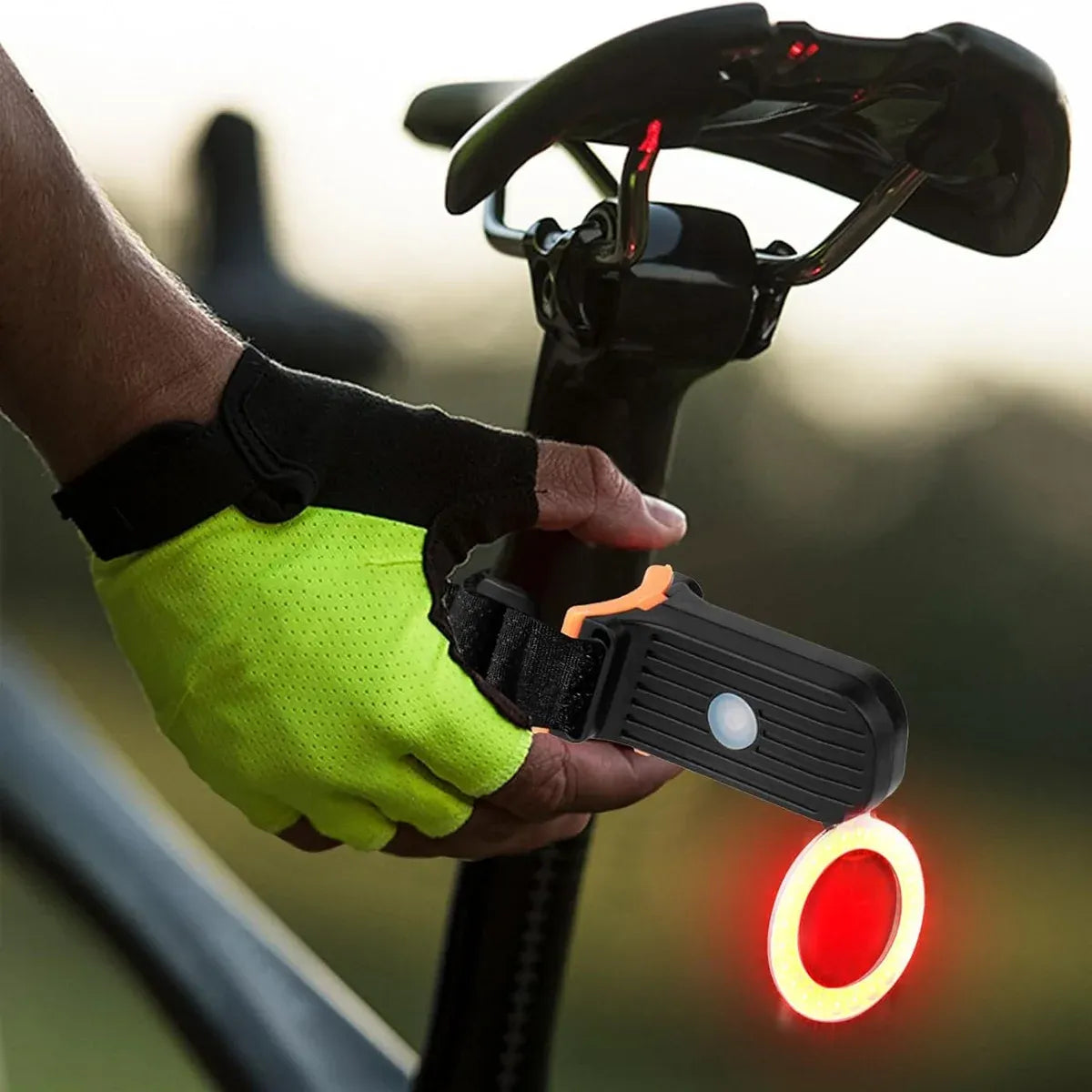 1-Piece USB-Rechargeable Circular Bicycle Tail Light