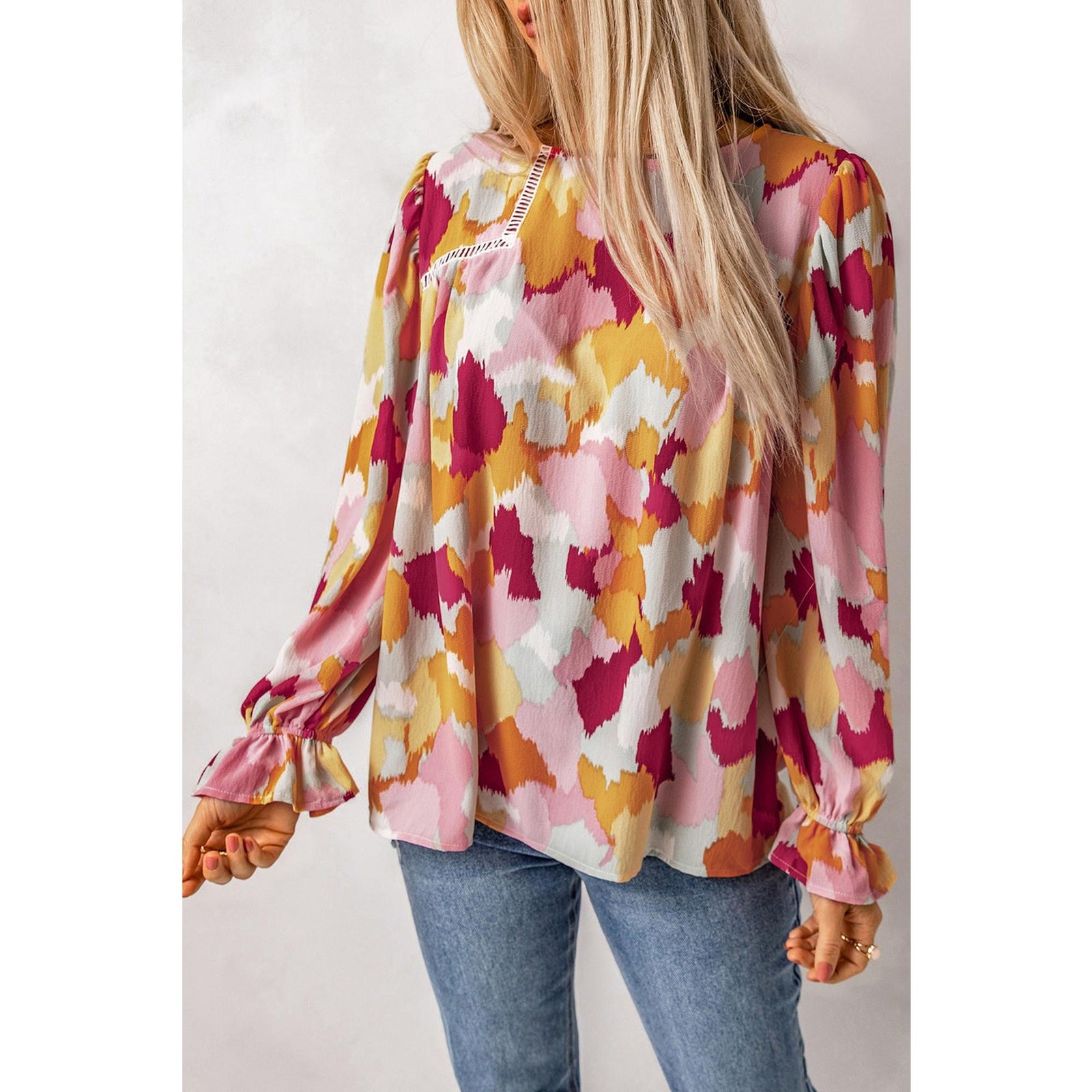 Azura Exchange Abstract Printed Long Sleeve Blouse - M