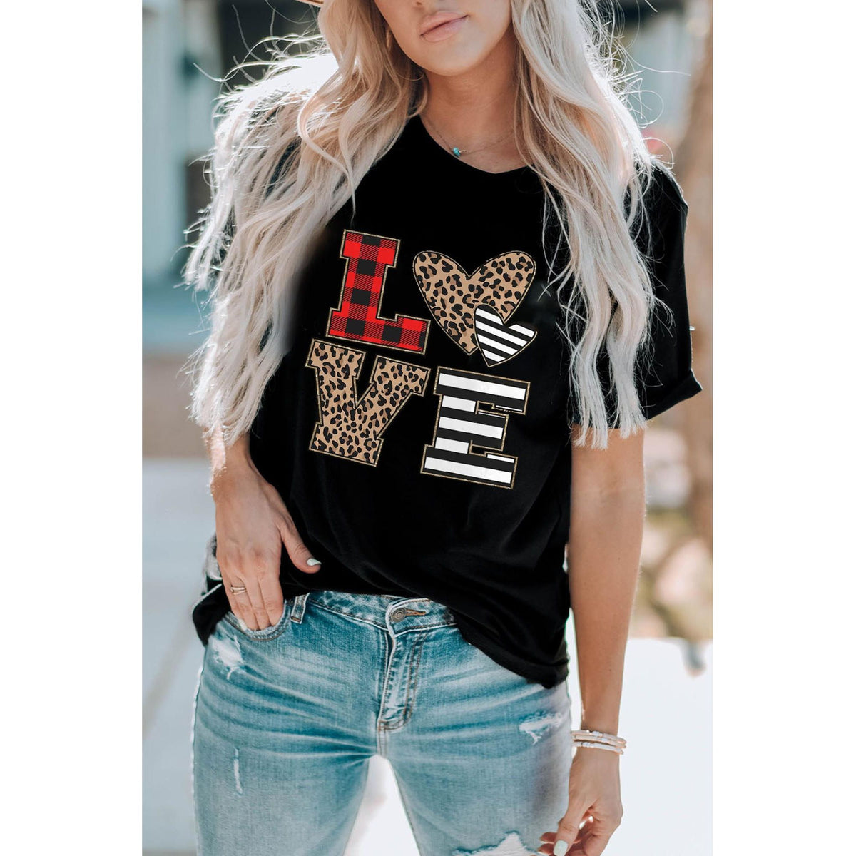 Azura Exchange Heart Print Graphic T-Shirt - XL