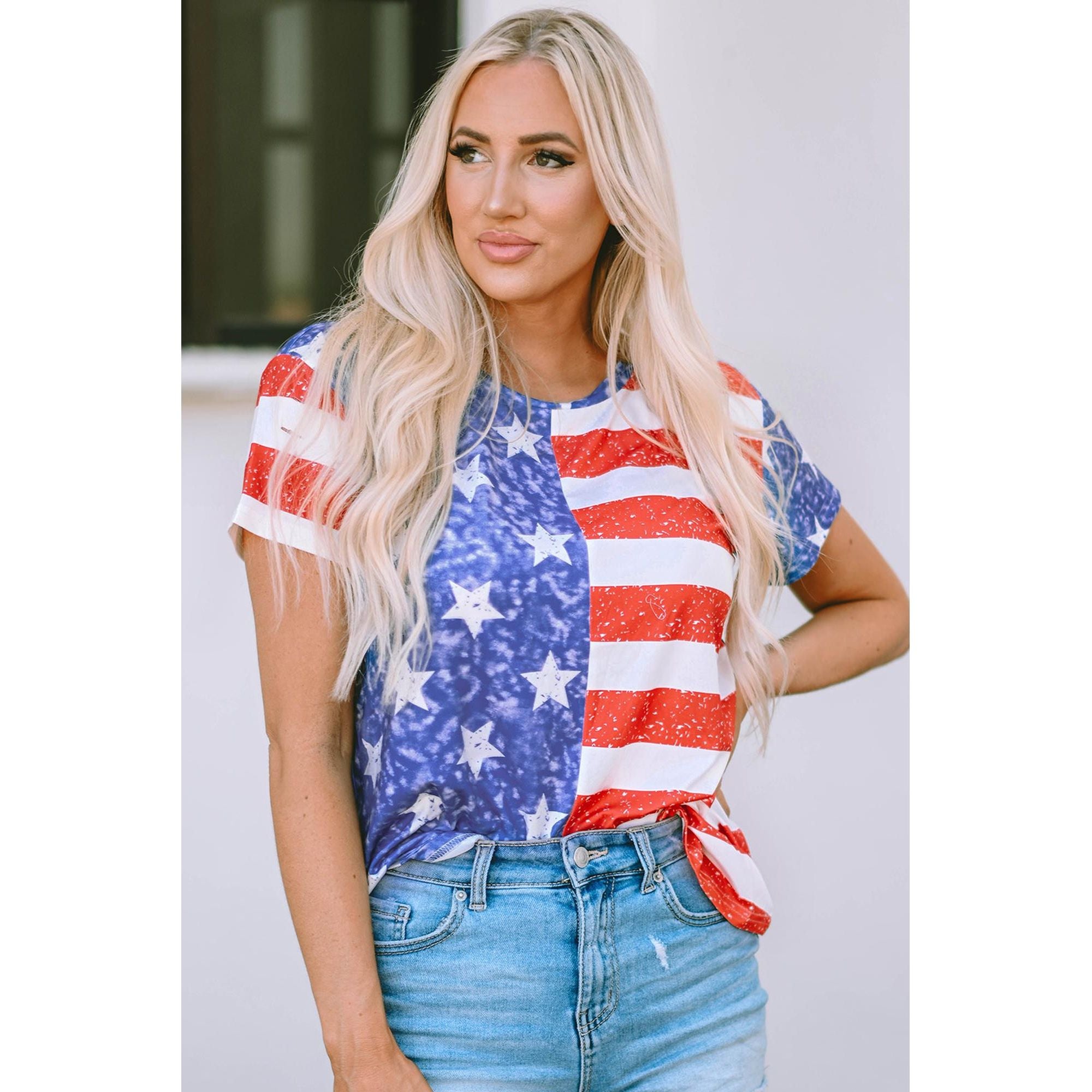 Azura Exchange American Flag Print Distressed Crew Neck T-Shirt - L