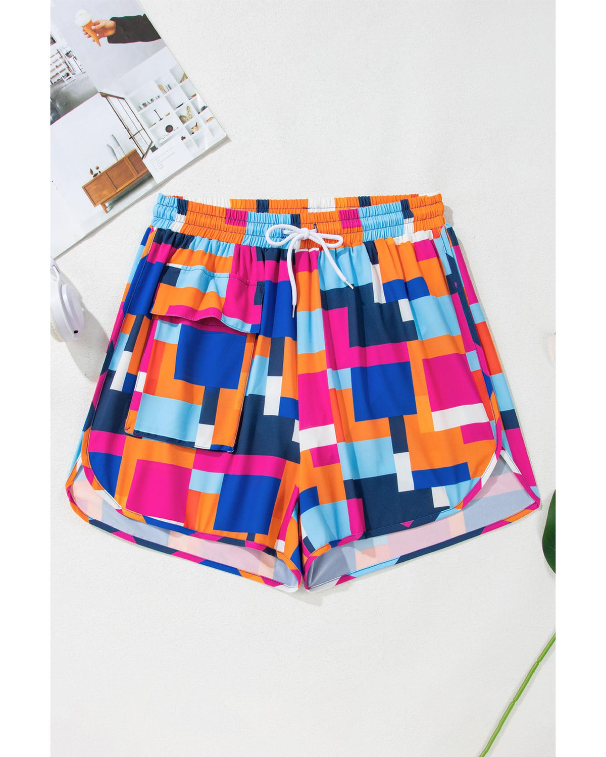 Rose Geometric Printed Drawstring Waist Beach Shorts with Pockets - S
