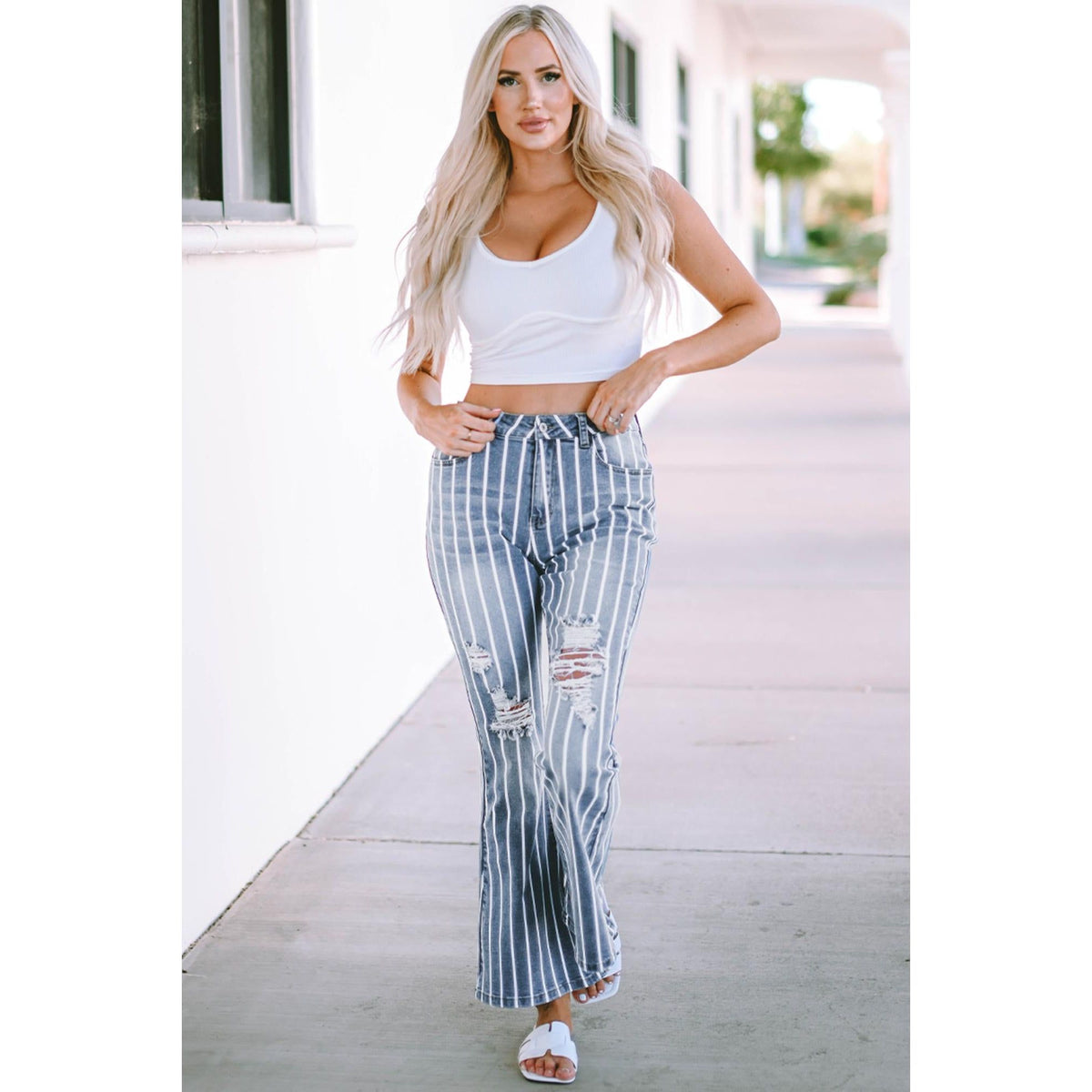 Azura Exchange Vertical Striped Ripped Flare Jeans - 10 US
