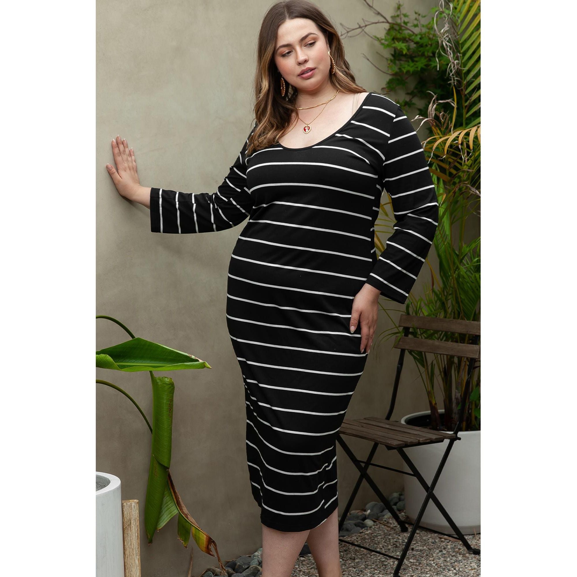 Azura Exchange Black Plus Size Striped Loose Long Shift Dress - 1X